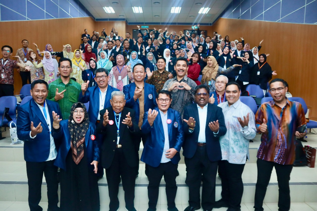 Rektor UMPalopo Jadi Keynote Speaker